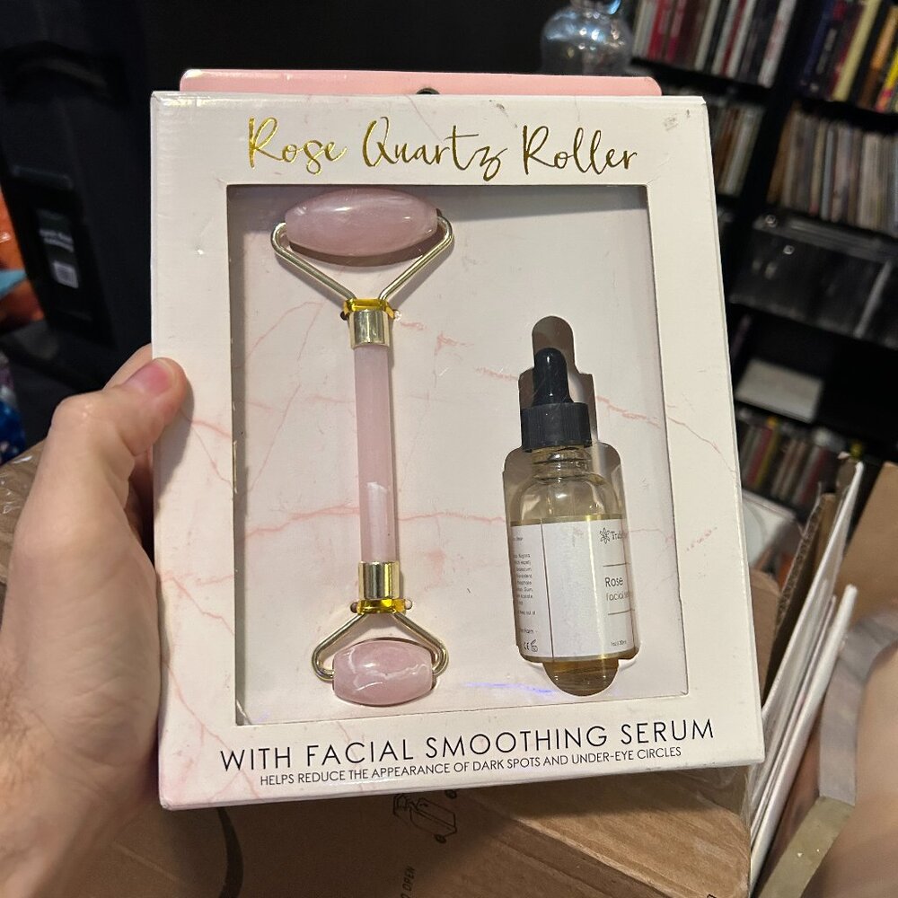 Rose Quartz Facial Roller‎ w. Smoothing Serum NIB by TruSpa